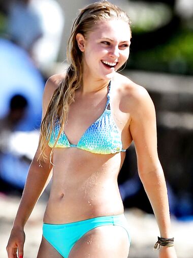 AnnaSophia Robb bikini