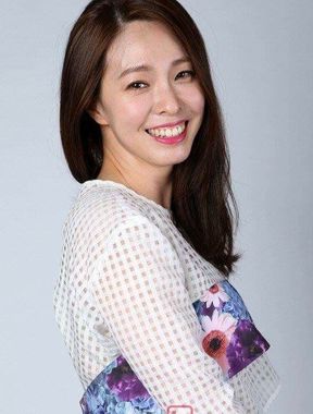 Ahn Ji-hye nude