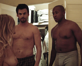 Eliza Coupe, Teri Andrez – Casual s01e07 (2015)