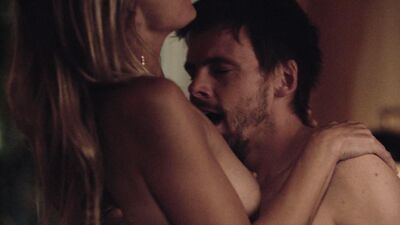 Eliza Coupe nude – Casual s01e06 (2015)