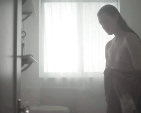 Sarah Hagan – Sun Choke (2015)