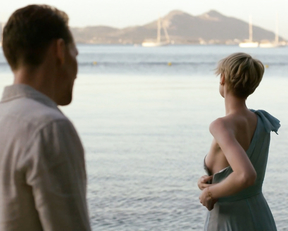 Elizabeth Debicki naked – The Night Manager s01e03 (2016)