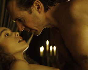 Keira Knightley, Hayley Atwell – The Duchess (2008)