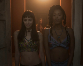 Aubrey Plaza, Dan Cathcart, Margaux Brooke - Legion s03e01 (2019)