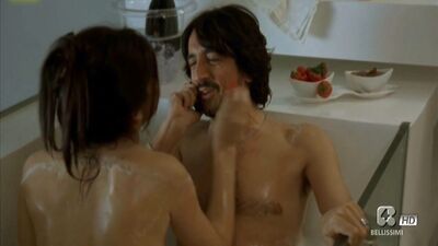 Cecilia Capriotti nude – No Problem (2008)
