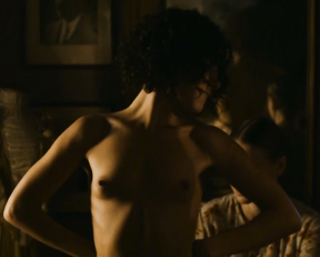 Magdalena Boczarska, Julia Pogrebinska – W ukryciu (2013)