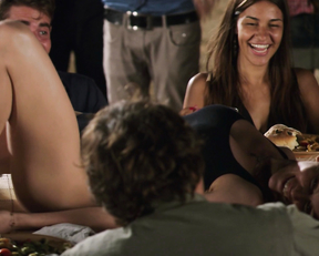 Laetitia Casta – Una Donna Per Amica (2014)