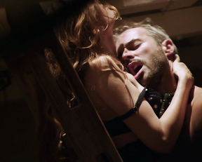 Laetitia Casta – Una Donna Per Amica (2014)