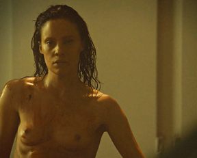 Camille De Pazzis nude – Hemlock Grove s03e04-06 (2015)