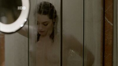 Juliana Schalch – O Negocio s01-02 (2013-2014)