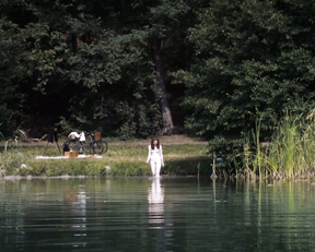 Christiane Paul, Maria Ehrich – Das Adlon. Eine Familiensaga (2012)