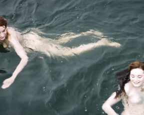 Christiane Paul, Maria Ehrich – Das Adlon. Eine Familiensaga (2012)