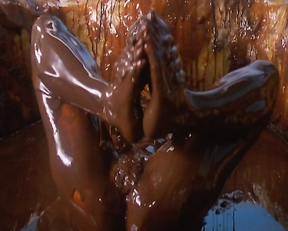 Carole Laure, Anna Prucnal – Sweet Movie (1974)