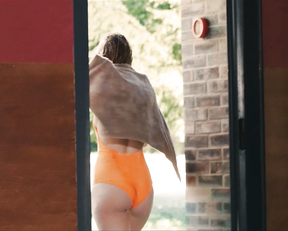 Camille Razat, etc - De l'eau dans les yeux (2017) HD 1080p