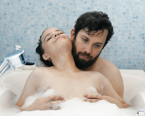 Jasna Fritzi Bauer - Jerks s03e01 (2019)