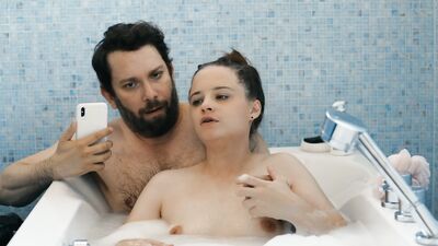 Jasna Fritzi Bauer - Jerks s03e01 (2019)