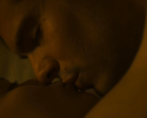 Paula Beer sex scene - Le chant du loup (2019)