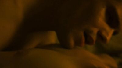 Paula Beer sex scene - Le chant du loup (2019)