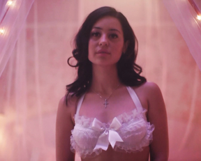 Alexa Demie, Hunter Schafer - Euphoria s01e02 (2019)