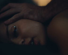 Alexa Demie, Hunter Schafer - Euphoria s01e02 (2019)