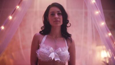 Alexa Demie, Hunter Schafer - Euphoria s01e02 (2019)
