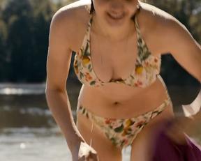 Gina Stiebitz, Lisa Vicari - Dark s02e06 (2019)