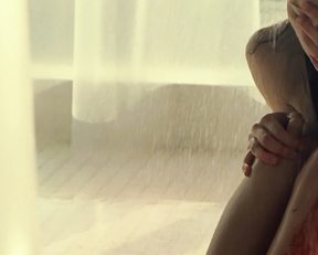 Jessica Biel nude - Blade Trinity (2004)