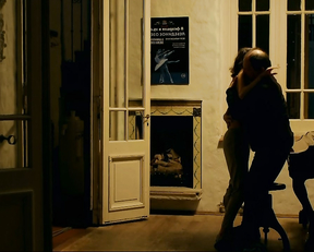 Luz Cipriota, Inez Estevez, Carla Quevedo - El Maestro s01e03-04e10 (2017)