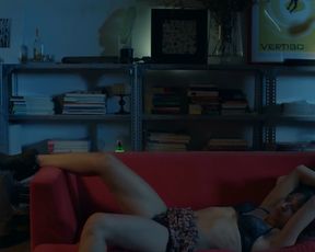 Marta Bayarri naked - Una nit (2014)