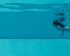 Elena Anaya - Jett s01e02 (2019)