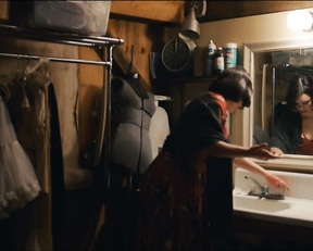 Danielle Campbell, Shannyn Sossamon, Caroline Portu - Ghost Light (2018)