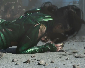 Elizabeth Banks, Naomi Scott - Power Rangers (2017)