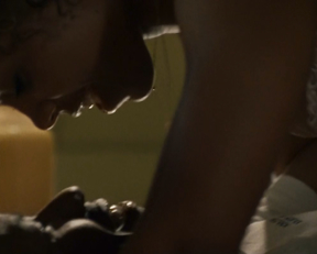 Sanaa Lathan naked - Out of Time (2003)