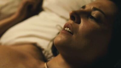 Marian Alvarez nude - Lobos sucios (2015)