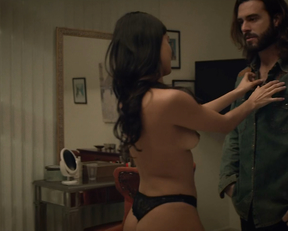 Paola Fernandez nude - Yankee s01e18e23 (2019)