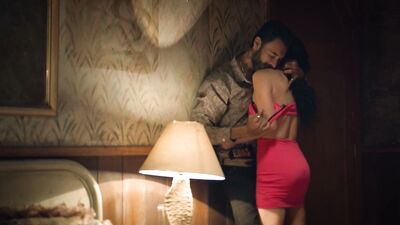 Gabriela Zamora, Ofelia Guiza, etc - Yankee s01e03e08e22e24e25 (2019)