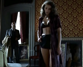 Raffaella Rea nude - Il Commissario De Luca s01e04 (2008)