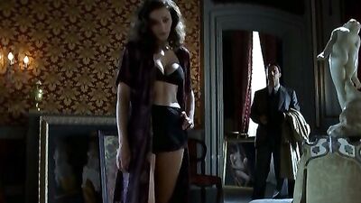 Raffaella Rea nude - Il Commissario De Luca s01e04 (2008)