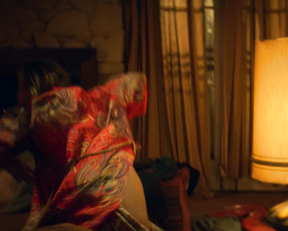 Sohvi Rodriguez, Leila George - Animal Kingdom s04e02-03 (2019)