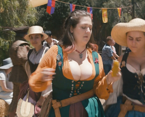 Seana Kofoed, Mary Hollis Inboden - American Princess s01e03 (2019)