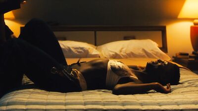 Jodie Turner-Smith naked - Jett s01e01 (2019)