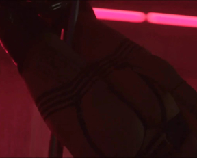 Abbey Lee, Simone Kessell nude - Outlaws (2017)