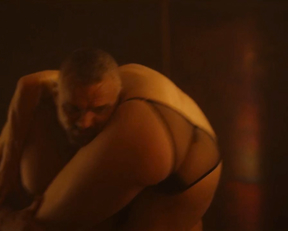 Ekaterina Malikova naked - V kletke s01e01 (2019)