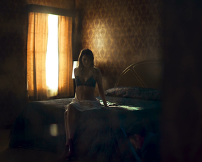 Nell Tiger Free naked - Too Old to Die Young s01e03-04-07 (2019)