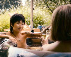 Barbara Garrick, May Hongk - Tales of the City s04-09 (2019)