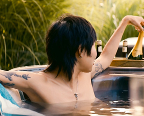 Barbara Garrick, May Hongk - Tales of the City s04-09 (2019)