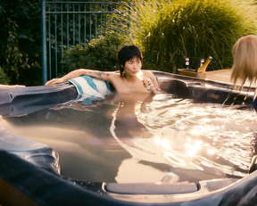 Barbara Garrick, May Hongk - Tales of the City s04-09 (2019)