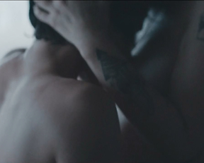 Nanda Costa, Ana Canas sexy scene -  Eu Amo Voce (2018)