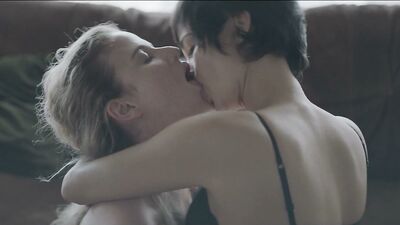Nanda Costa, Ana Canas sexy scene -  Eu Amo Voce (2018)