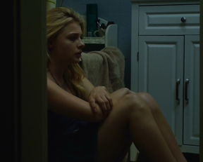Chloe Grace Moretz naked - Brain on Fire (2016)